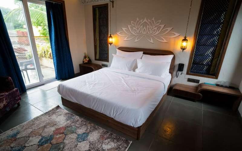 Gandharv Resorts Wai エクステリア 写真